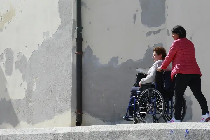 What are the best areas in Tenerife for people with mobility problems