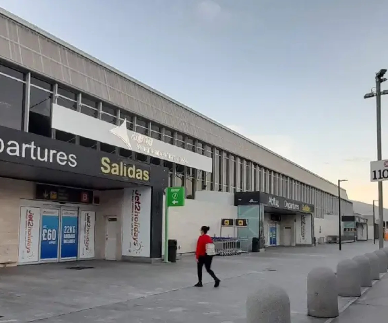 Tenerife airport mobile assistance