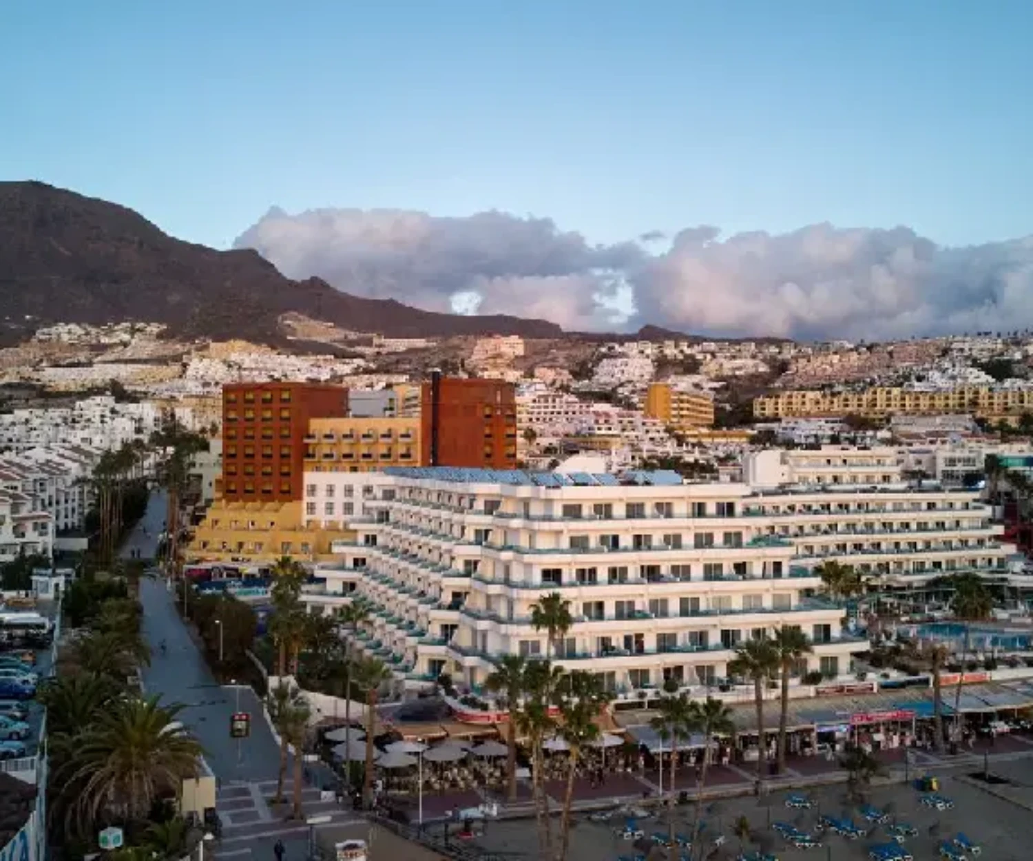 Do elderly people need a car in Tenerife